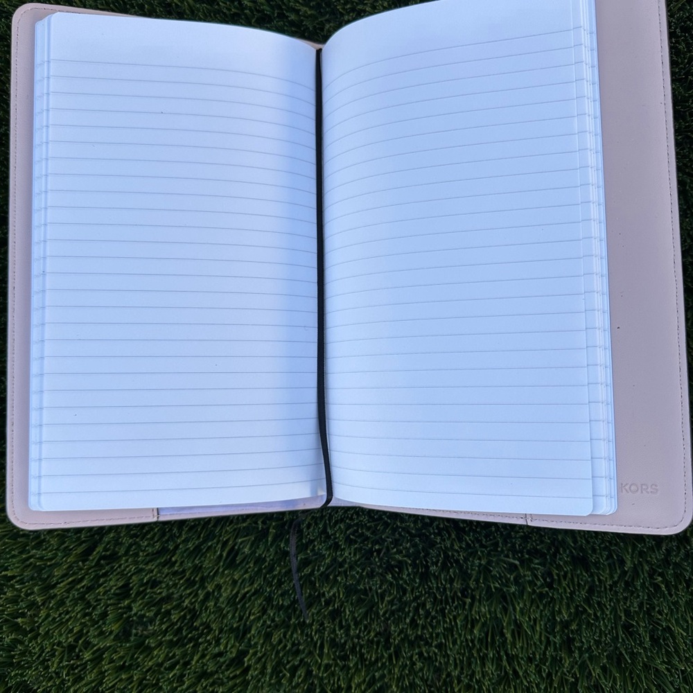 Michael Kors Wallet With Matching Notebook - image 5